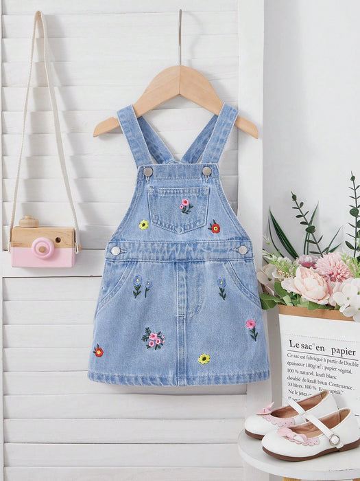 SHEIN Vestido de peto de mezclilla azul con bordado floral para niñas