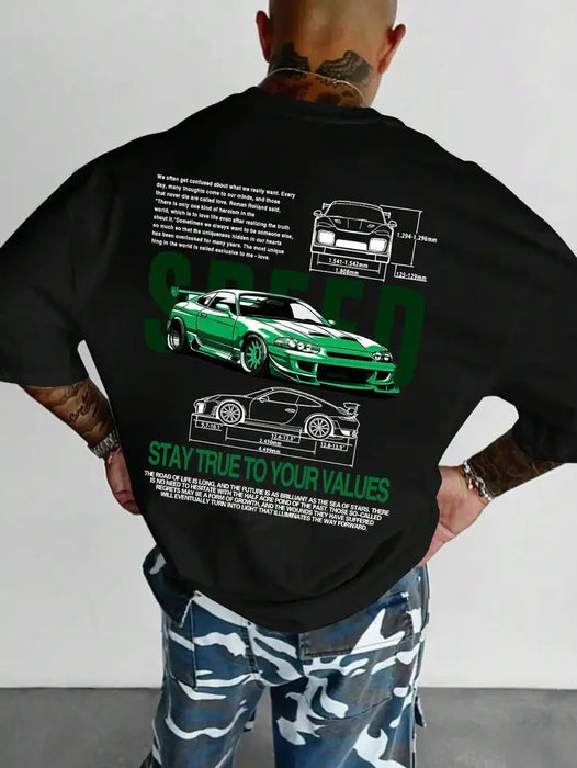 Camiseta de manga corta y cuello redondo con estampado de lema y automóvil para hombres
