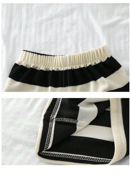 SHEIN Set de 2 piezas de ropa de verano a rayas para niños