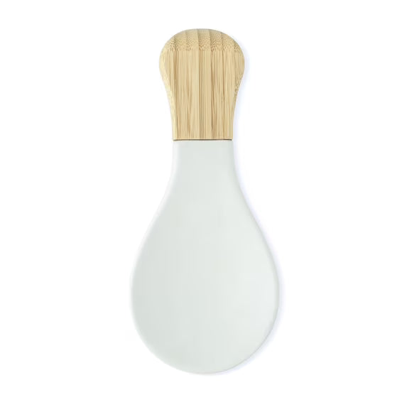 Reposacucharas de cerámica moderno de Thyme & Table con mango de bambú