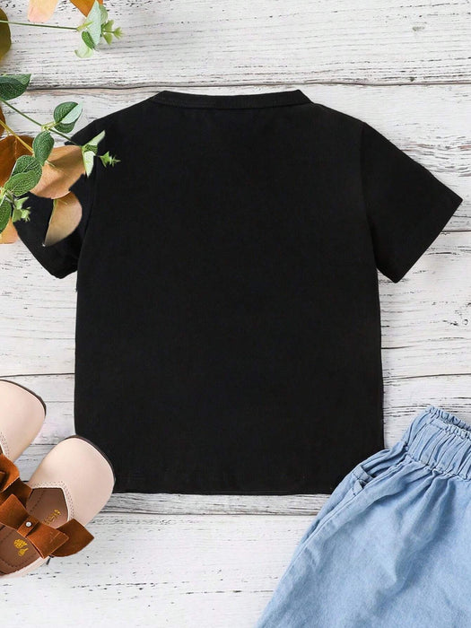 SHEIN Top Casual De Manga Corta Con Patrón De Corazón Para Niña