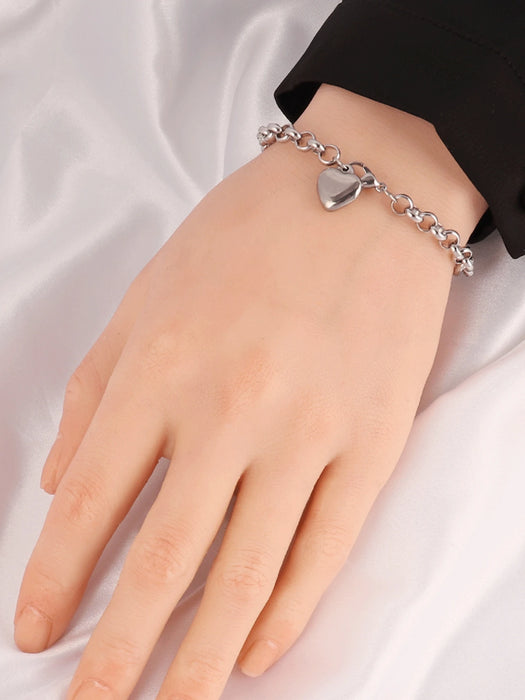 SHEIN Pulsera de acero inoxidable con forma de corazón para mujer