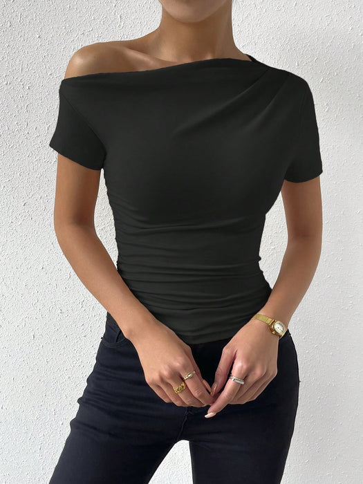 SHEIN Xyvia Camiseta fruncida de cuello asimétrico liso