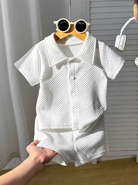 Shein Conjunto casual de verano para niño top de manga corta con cuello y pantalones cortos con cintura elástica
