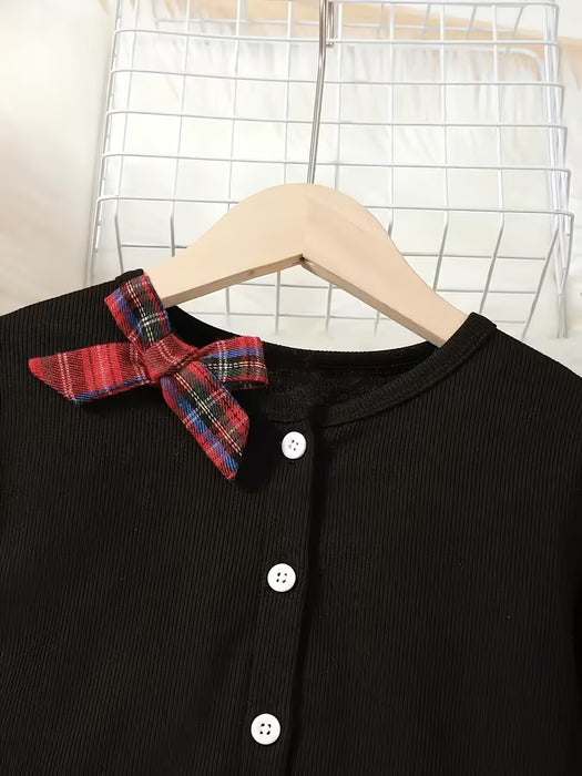Conjunto de moda para niñas Gift Belt: cárdigan corto Ted + vestido de cuadros escoceses