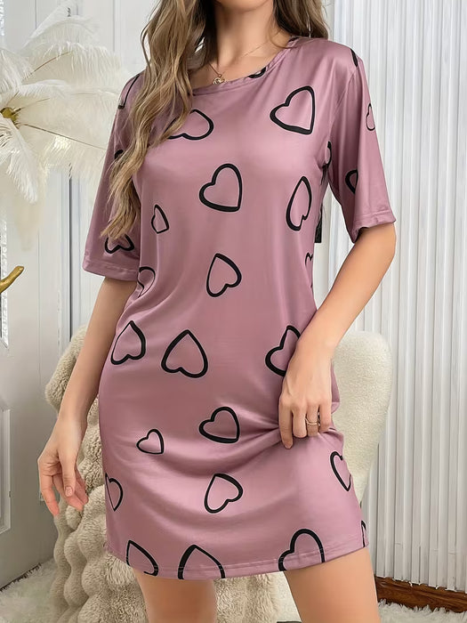 Camisón elegante de manga corta con estampado de patrón en forma de corazón