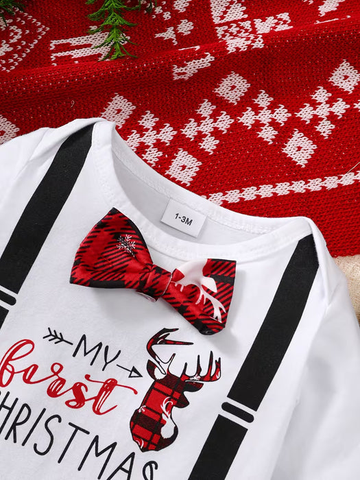 Conjunto de camiseta manga larga, gorro y pantalón con estampado festivo para niños