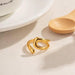 Anillo abierto con un diseño moderno y abstracto; ajustable y elegante - Quierox - Tienda Online