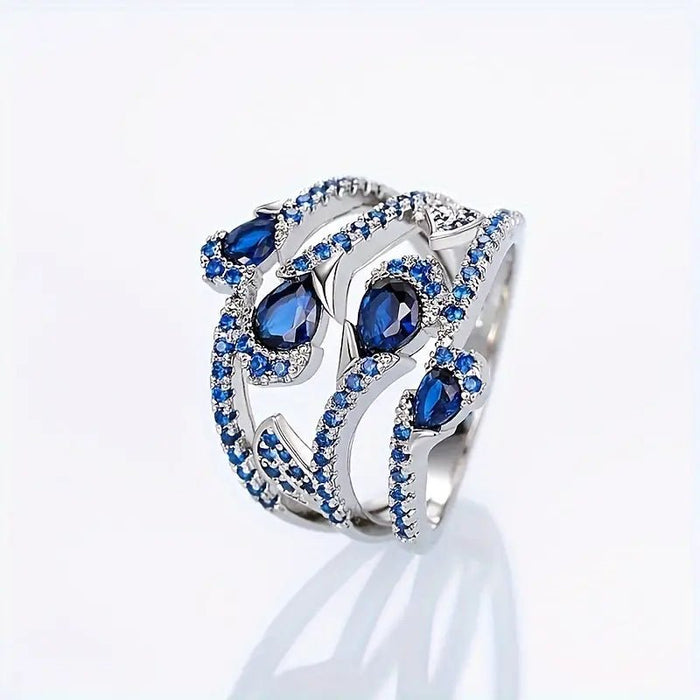 Anillo chic con diseño multicapa de piedra pavé - Quierox - Tienda Online
