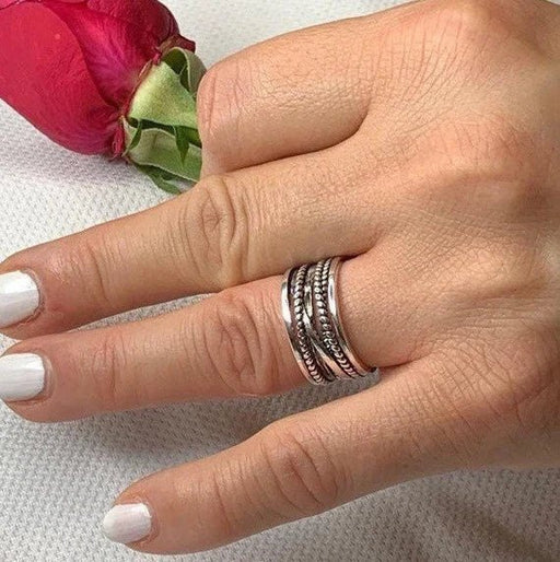 Anillo con diseño multicapa de banda gruesa y ajustable - Quierox - Tienda Online