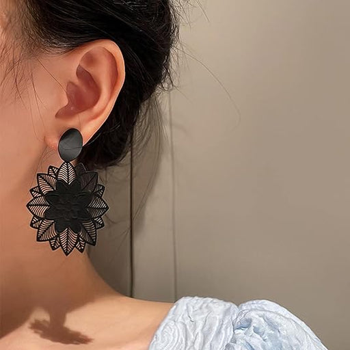 Aretes bohemios negros florales vintage con lunares y flores - Quierox - Tienda Online