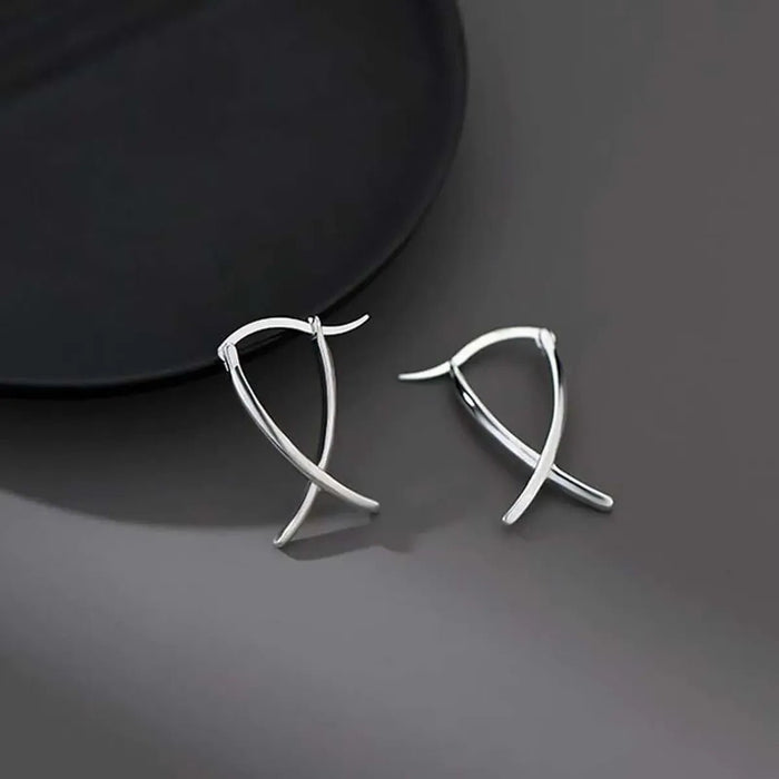 Aretes Plateados Cruzados Estilo Moderno Elegante - Quierox - Tienda Online