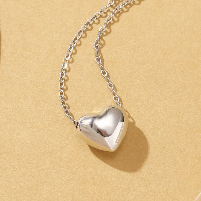 1 Collar con colgante de corazón de acero inoxidable para mujeres