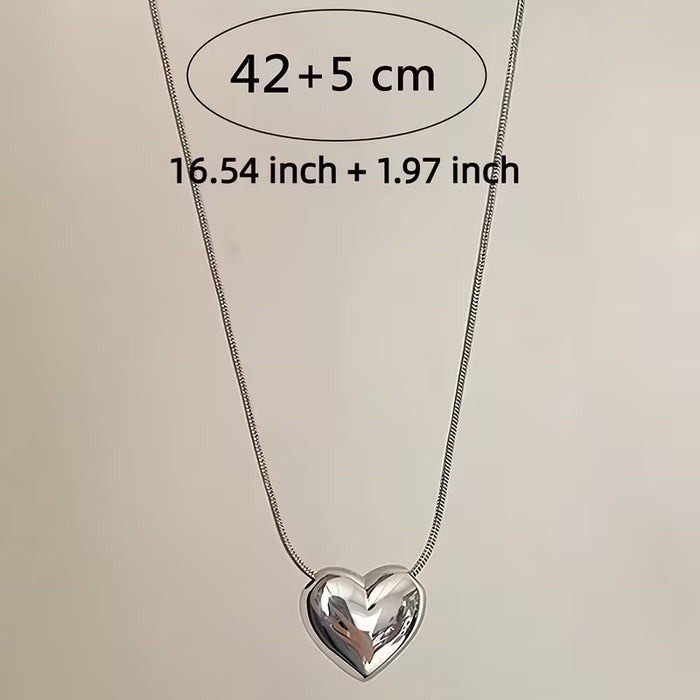 1 Collar con colgante decorativo en forma de corazón a la moda de mujer