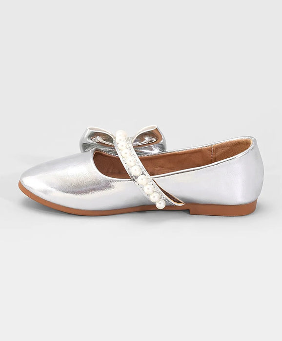 Bailarinas para niñas elegantes con apliques de lazo y perlas de imitación - Quierox - Tienda Online