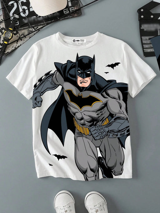 BATMAN X SHEIN Camiseta blanca cómoda e informal de manga corta con cuello redondo y estampado - Quierox - Tienda Online