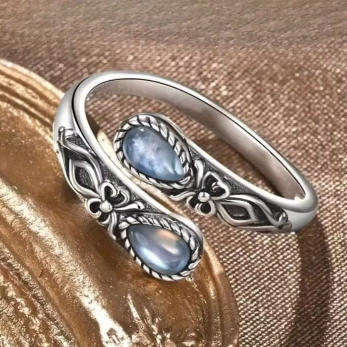 Anillo de Cuchara Ajustable Abierto con Incrustaciones de Piedra Lunar Sintética al Estilo Bohemio