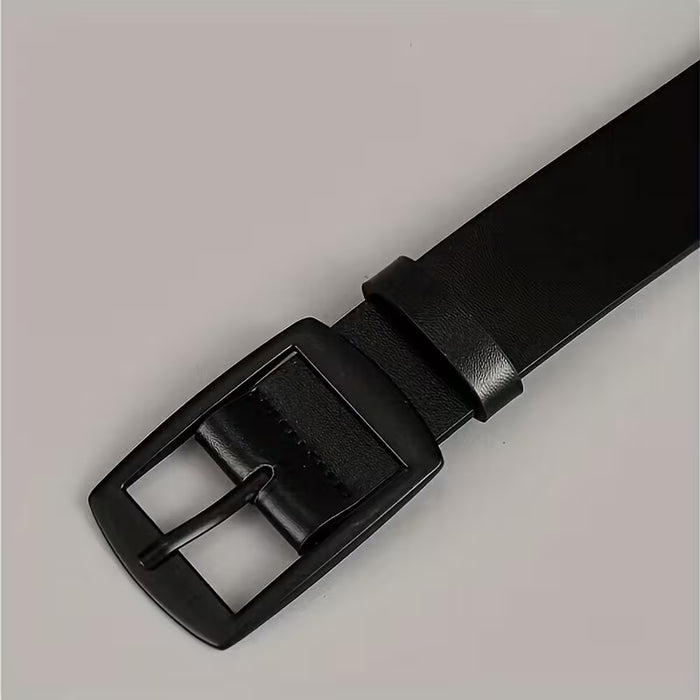 Un cinturón elegante de cuero sintético para hombre, con un diseño retro fácil y hebilla suave