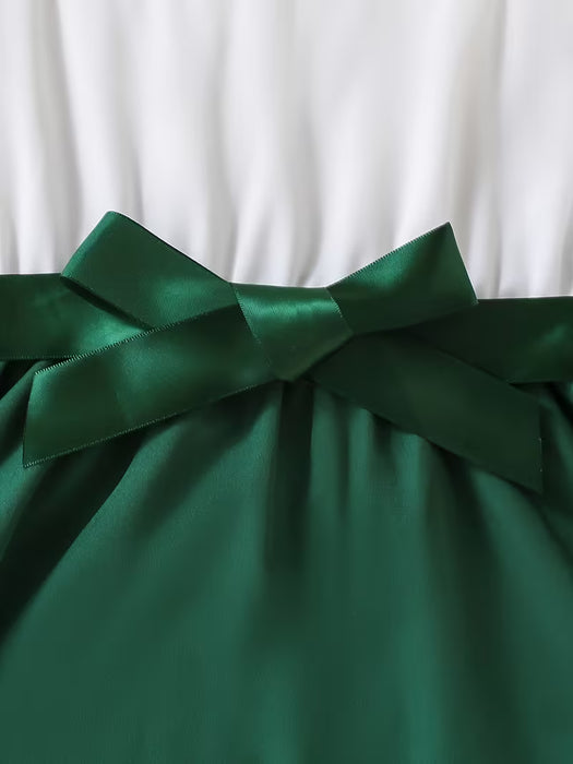 Vestido de verano blanco sin mangas de línea para niña con cinturón
