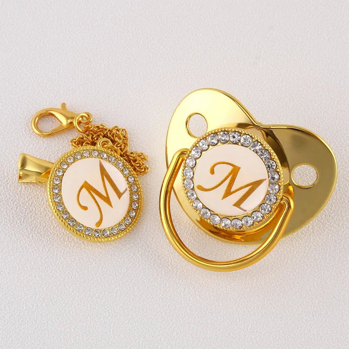 Cadena para chupete de lujo con letra M - Quierox - Tienda Online