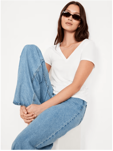 Camiseta con cuello en V de Bestee - Quierox - Tienda Online