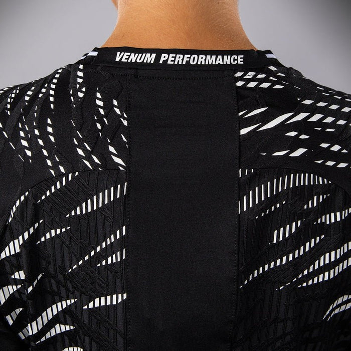 Camiseta de mujer Walkout, UFC Fusion de Venum Authentic Fight Night - Quierox - Tienda Online