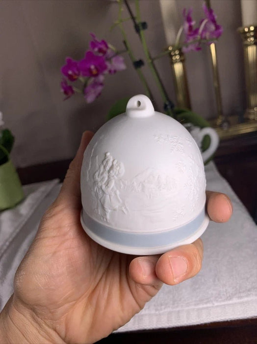 CAMPANA PORCELANA MATE DE INVIERNO Vintage LLADRO Adorno de Navidad - Quierox - Tienda Online
