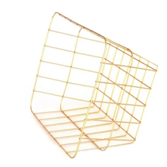 Cesta de almacenamiento rectangular de hierro dorado Essentials - Quierox - Tienda Online