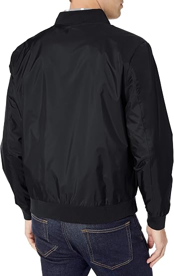 Chaqueta impermeable con cierre de zipper y bolsillos - Quierox - Tienda Online
