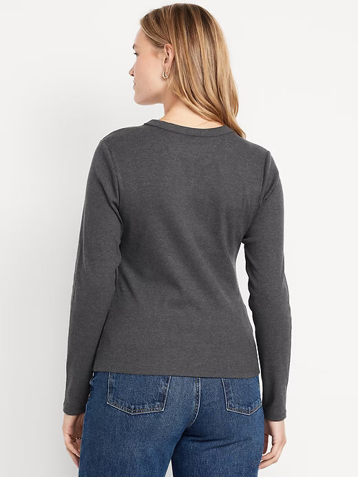 OLD NAVY Camiseta ajustada de manga larga con cuello redondo