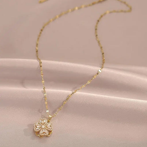 Collar con Colgante de Trébol de Cuatro Hojas, Piedras Preciosas Brillantes - Quierox - Tienda Online