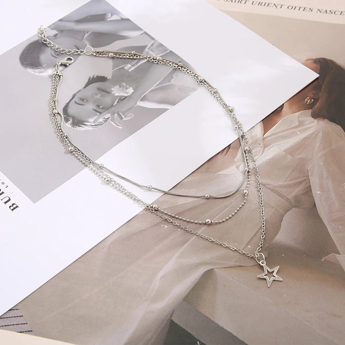 Collar europeo y americano de temperamento sencillo con atmósfera encantadora, estrella y luna - Quierox - Tienda Online