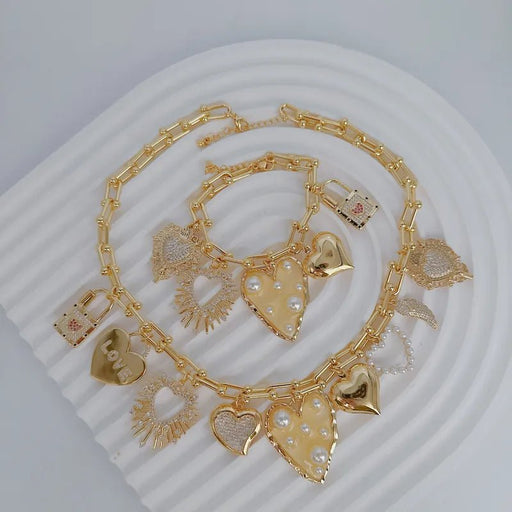 Conjunto de Collar y Pulsera Con Múltiples Dijes - Quierox - Tienda Online