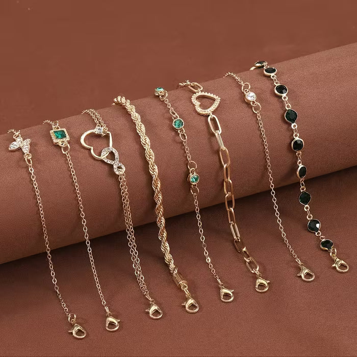 Elegante set de 4 pulseras para mujer - Con un diseño minimalista aleatorias