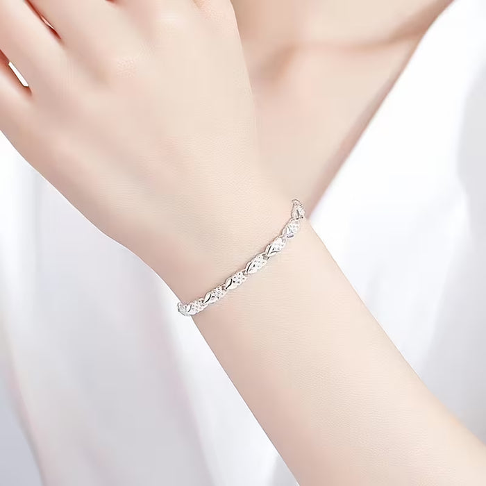 Elegante lujoso brazalete de acero inoxidable de 4 hojas de trébol para mujeres
