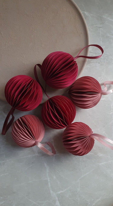 Decoración hecha a mano con papel, Decoración navideña escandinava 7 esferas - Quierox - Tienda Online