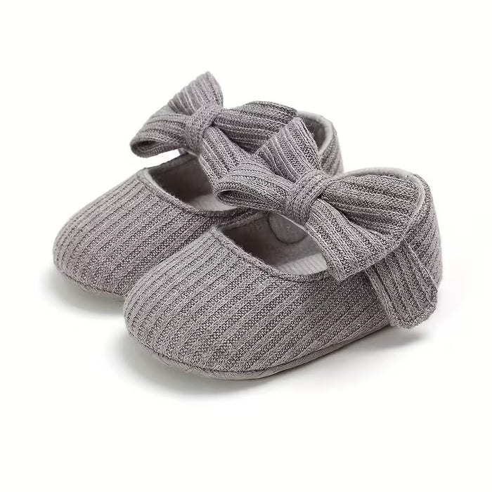 Zapatos de bebé con detalles de lazo, transpirables