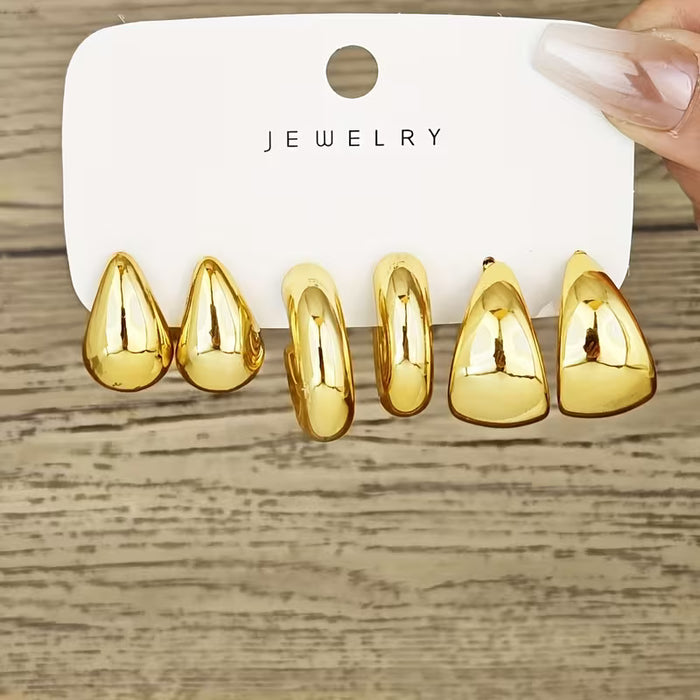 Juego de 3 pares, aretes de aro con tachuelas CCB de tono dorado