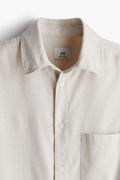H&M Camisa texturizada de corte regular para hombre