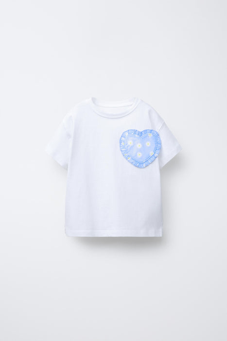 ZARA Camiseta infantil con corazón