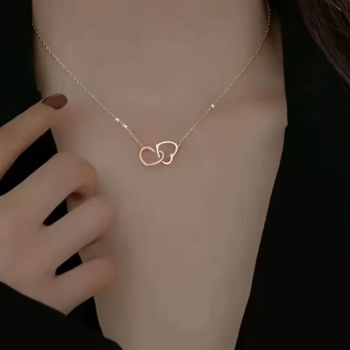 Collar de Moda con Forma de Corazón para Mujer, Lujo Ligero y Diseño en Escala Pequeña