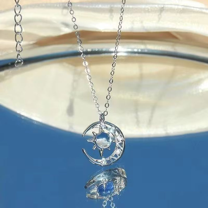 Collar elegante de ensueño con estrella fugaz y luna