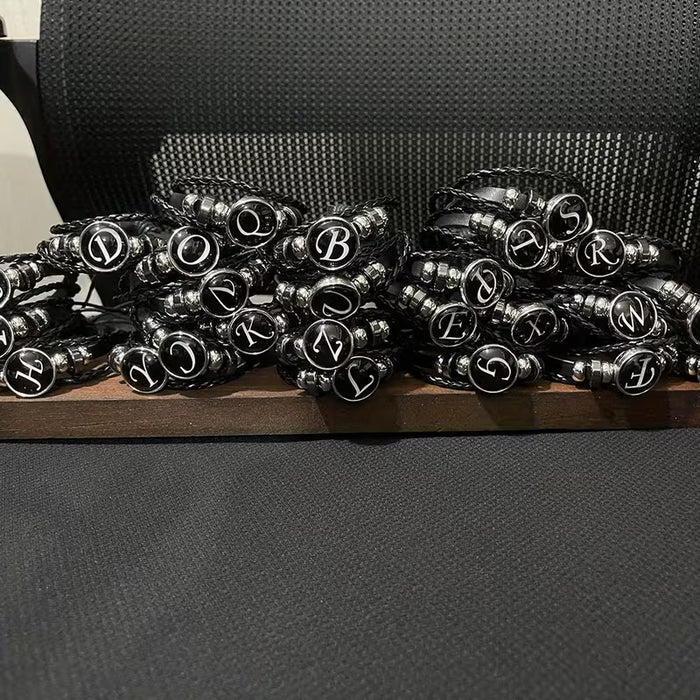 Pulsera de 1 pieza de imitación de cuero multicapa con letra J