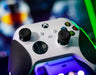 Empuñaduras para pulgar Kontrol Freek GALAXY BLACK Performance para Xbox One Series - Quierox - Tienda Online