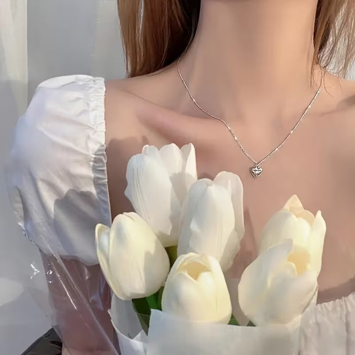1pc Collar Elegante con Colgante de Corazón - Cadena Delicada