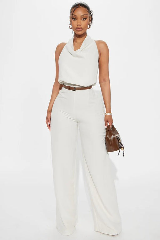 Fashion Nova Mono con cuello halter y cinturón Amelia - Color crema - Quierox - Tienda Online