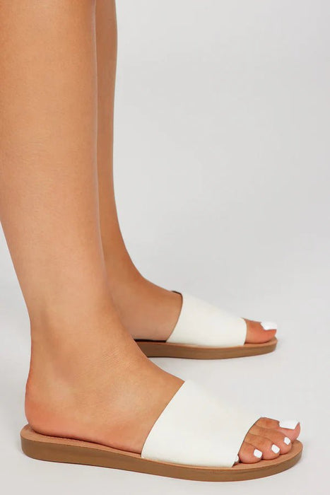 Fashion Nova Sandalias planas Janie - Blanco roto - Quierox - Tienda Online