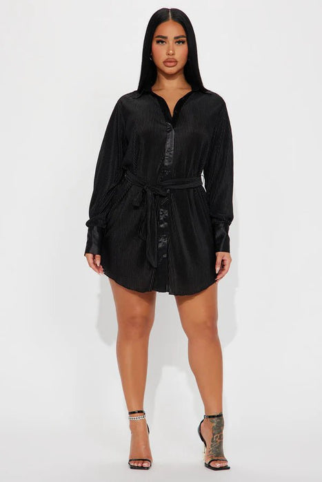 FashionNova Vestido Mini Bailey Plisse - Negro - Quierox - Tienda Online