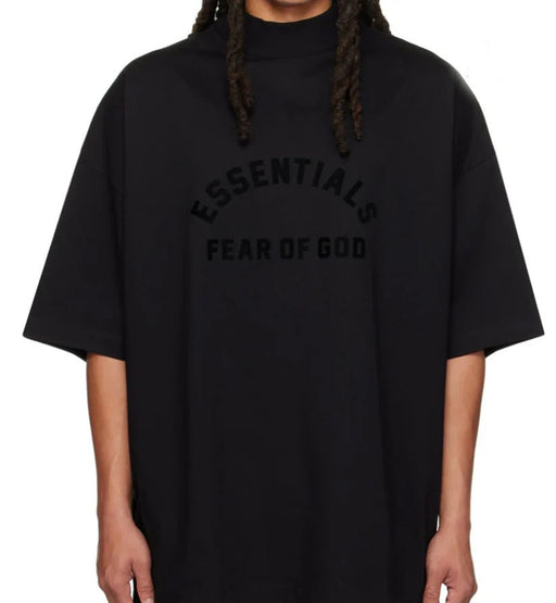 Fear of God Essentials SS23 Logotipo Bonded Exclusivo de Dubái (Negro Azabache) - Quierox - Tienda Online