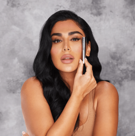 Gel de fibra Huda Beauty #BOMBBROWS Full 'n Fluffy, 4.5ml - Quierox - Tienda Online